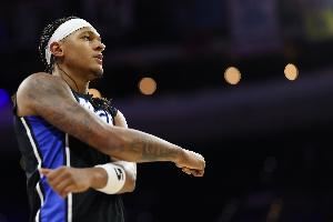 关键时刻三罚不中！班凯罗18中10拿到28分9板 罚球10中6