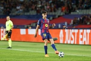 杰拉德·马丁：去年这种踢法带来了冠军，我认为我们没必要改变